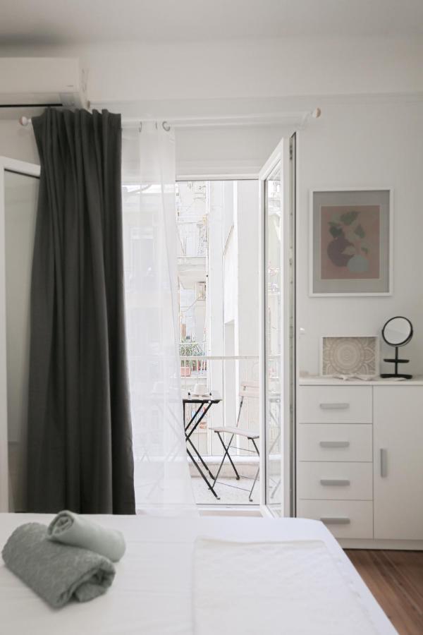 Uranus Apartment Tesalonika Bagian luar foto